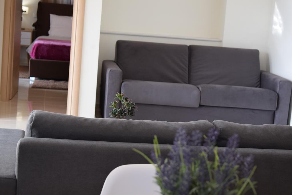 Studio Holiday Kalamata Apartment Exterior photo