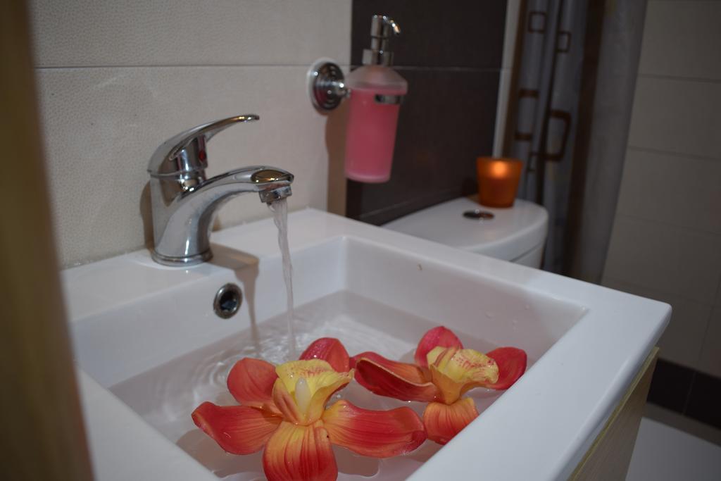 Studio Holiday Kalamata Apartment Exterior photo
