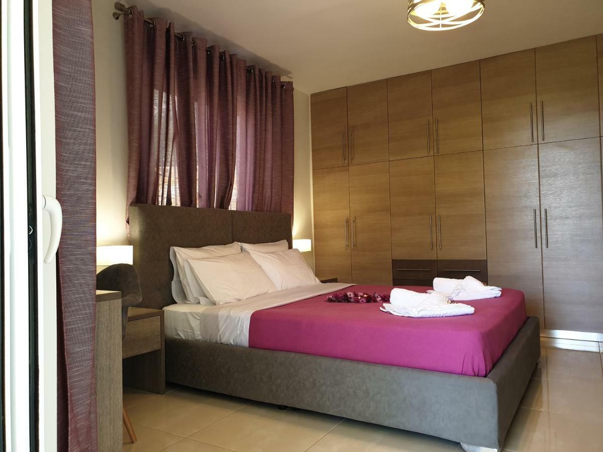 Studio Holiday Kalamata Apartment Exterior photo